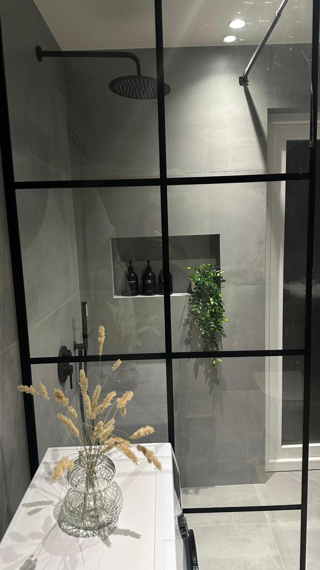 Gjirokastra Design Apartments ภายนอก รูปภาพ